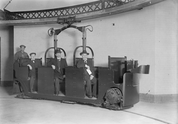 Monorail Subway, Capitol To Senate, The Car - Senators Swanson And Townsend As Passengers, 1916.