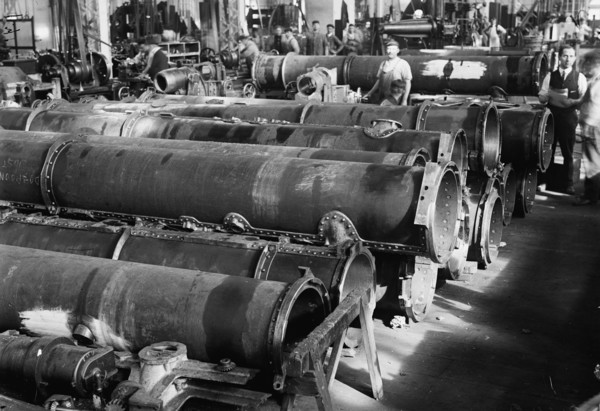 Navy Yard, U.S., Washington - Torpedo Shop, 1917.
