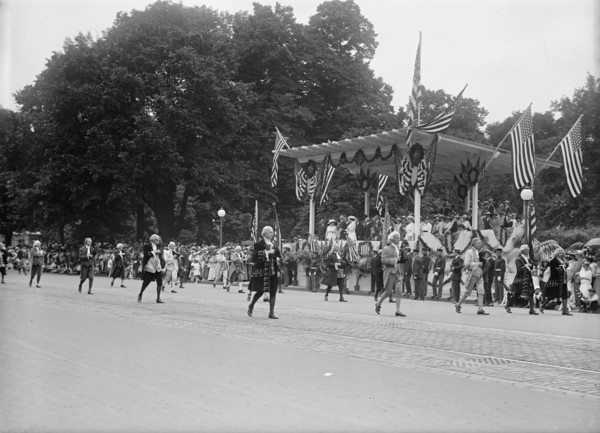 Preparedness Parade - Colonial Unit Passing Reviewing Stand, 1916.