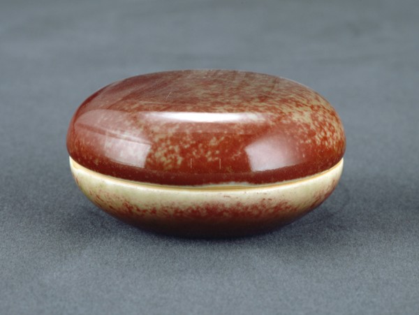 Covered Box for Seal Paste, Kangxi period, 1662/1722.