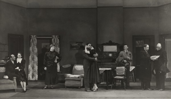 Man and woman embracing, 1935 - 1939.