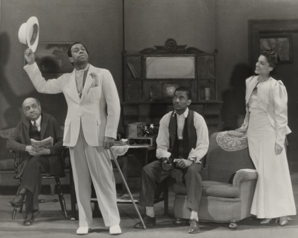 Living room scene, 1937-03 - 1937-05.
