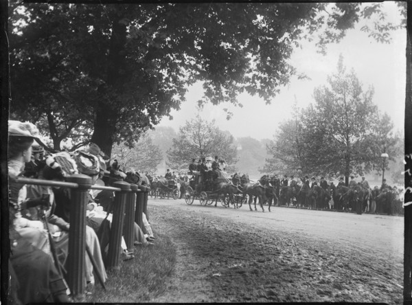 Hyde Park, City of Westminster, London, 1907. Creator: Katherine Jean Macfee.