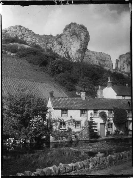Mark Hole Cottage, The Cliffs, Cheddar, Sedgemoor, Somerset, 1907. Creator: Katherine Jean Macfee.