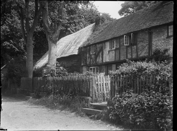 Upper Icknield Way, Whiteleaf, Princes Risborough, Wycombe, Buckinghamshire, 1918. Creator: Katherine Jean Macfee.