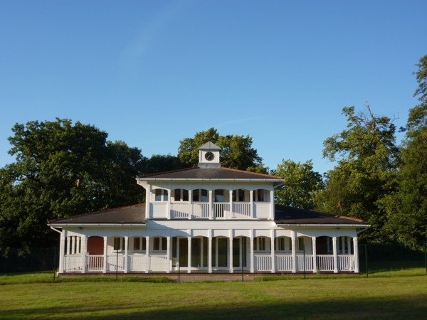Repton Park, The Pavilion, Clarence Gate, Woodford Green, Redbridge, London, 2009. Creator: Simon Inglis.