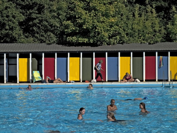 Tooting Bec Lido, Tooting Bec Road, Streatham, Wandsworth, London, 2013. Creator: Simon Inglis.
