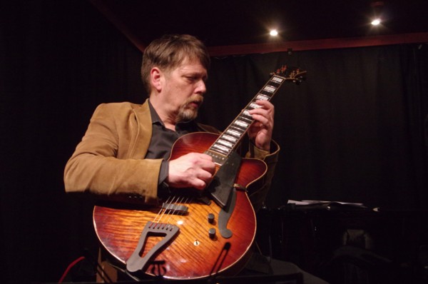 Nigel Price, Alessio Menconi, Nigel Price Quartet, Verdict Jazz Club, Brighton, East Sussex, 2022. Creator: Brian O'Connor.