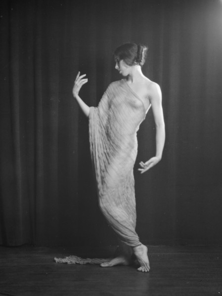 Severn, Margaret, Miss, 1923 Creator: Arnold Genthe.
