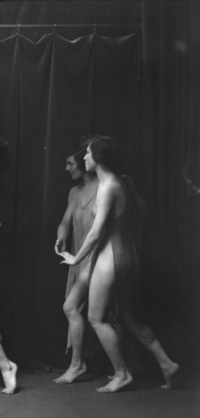 Desha and Leah, 1921 Aug. 19. Creator: Arnold Genthe.