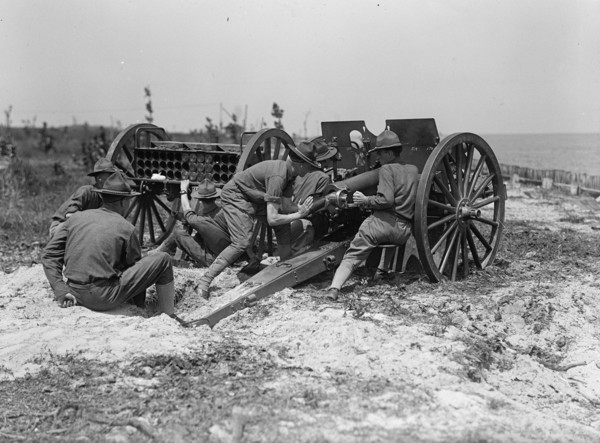 Military Training, 1917 or 1918. Creator: Harris & Ewing.