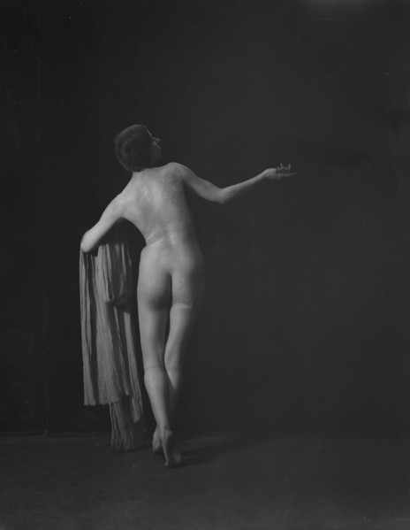 Seibel, Ernani, Miss, 1919 June 21. Creator: Arnold Genthe.