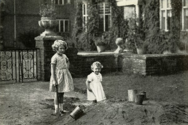 At St. Paul's, Walden Bury - 1932', 1947. Creator: Unknown.