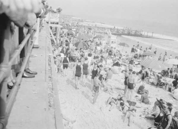 New York City views, Long Beach, 1927 Creator: Arnold Genthe.