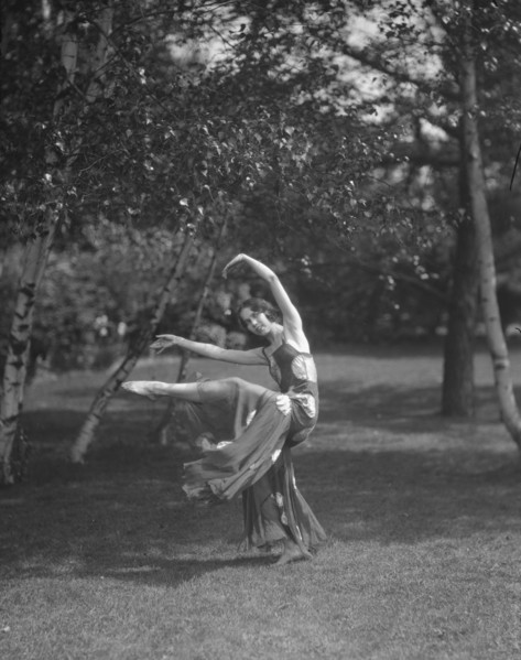 Severn, Margaret, Miss, 1923 July 16. Creator: Arnold Genthe.