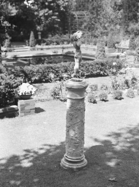 Edge, Charles N., garden, 1933 June 18. Creator: Arnold Genthe.