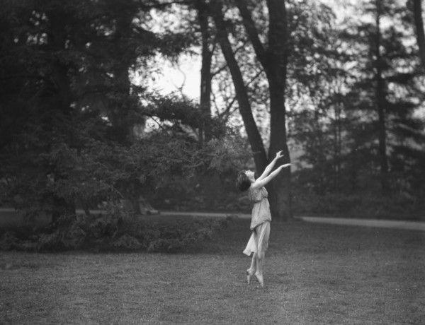 Elizabeth Duncan dancers and children, 1920 Creator: Arnold Genthe.