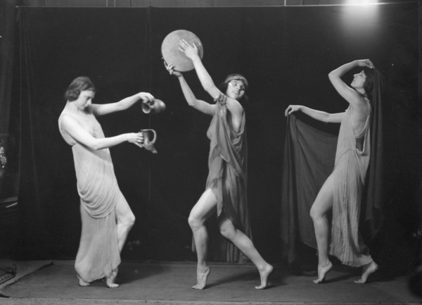 Marion Morgan dancers, between 1914 and 1927. Creator: Arnold Genthe.