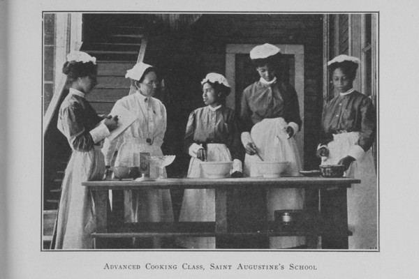 Advanced cooking class; Saint Augustine's School; [Raleigh, North Carolina], (1923?). Creator: Unknown.