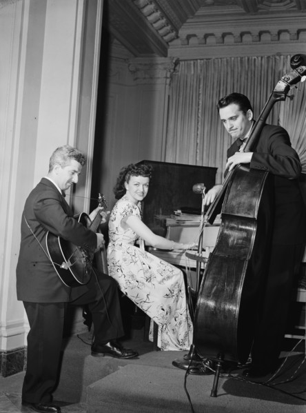 Portrait of Dardanelle, Joe Sinacore, and Bert Nazer, Sheraton Hotel, Satire Room(?), N.Y., 1946. Creator: William Paul Gottlieb.