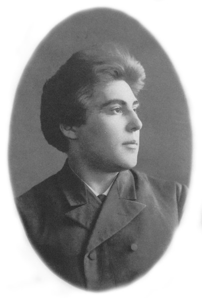 Portrait of Alexander Valentinovich Amfiteatrov (1862-1938). Creator: Asikritov, Daniil Mikhaylovitch (1856-?).