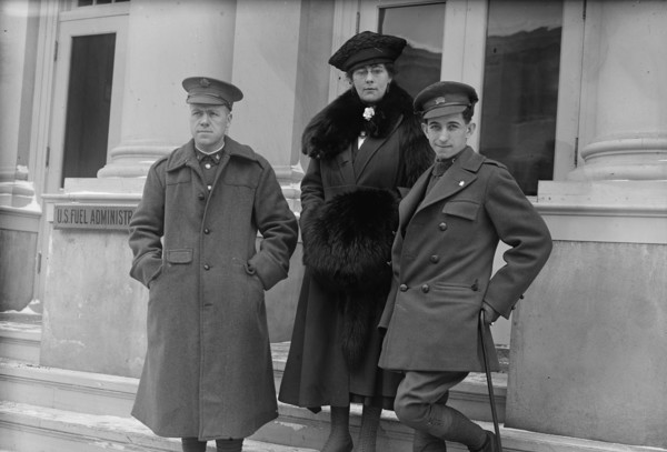 Fuel Administration - U.S. Private Scott, Mrs. Peat And Private Peat, Speakers For Fuel Adm., 1918. Creator: Harris & Ewing.