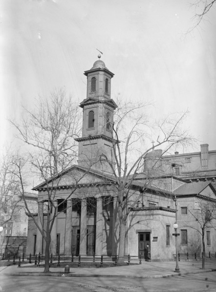 Saint John's P.E. Church., 1915. Creator: Harris & Ewing.