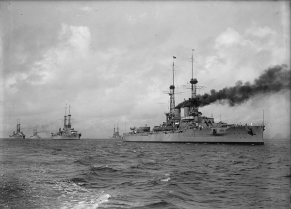 U.S.S. Wyoming Leading Battleships in Hampton Roads, Virginia, 1917. Creator: Unknown.