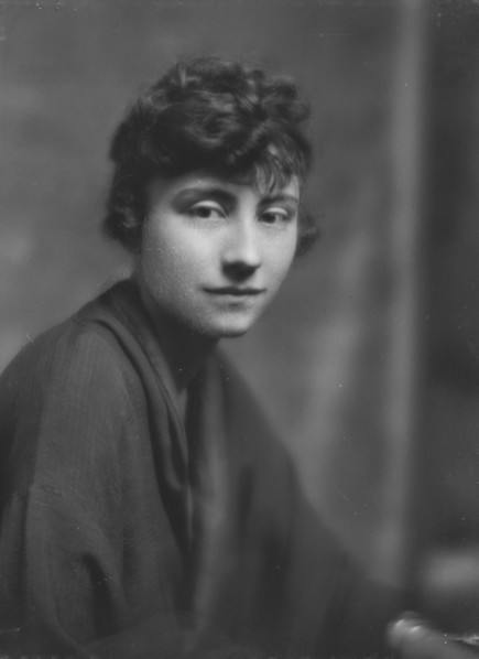 Boyce, M., Miss, portrait photograph, 1917 Feb. 17. Creator: Arnold Genthe.