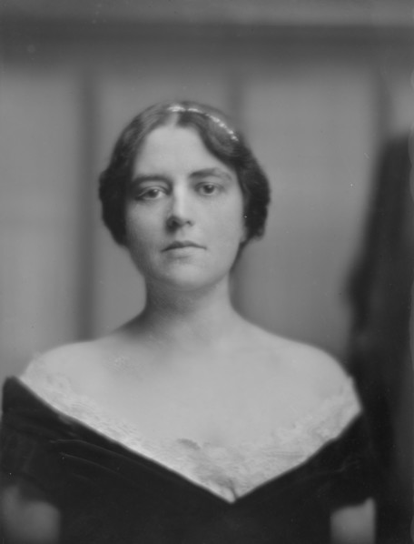 Eckstein, H.J., Mrs., portrait photograph, 1916 or 1917. Creator: Arnold Genthe.