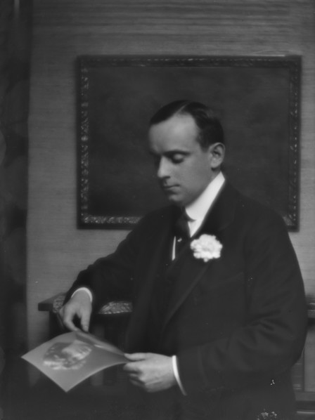 Hecht, Rudolph, Mr., portrait photograph, 1913. Creator: Arnold Genthe.