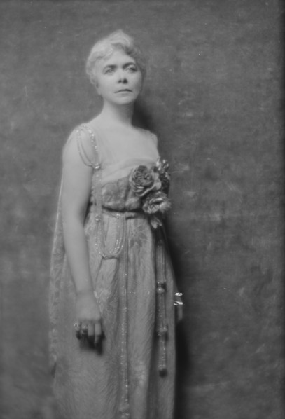 Marwick, James, Mrs., portrait photograph, 1916 Jan. 5 or Jan. 6. Creator: Arnold Genthe.
