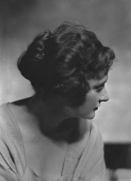 Randolph, Clemence, Miss, portrait photograph, between 1914 and 1916. Creator: Arnold Genthe.