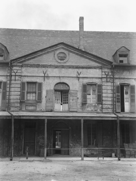 Old Ursuline convent, New Orleans, between 1920 and 1926. Creator: Arnold Genthe.