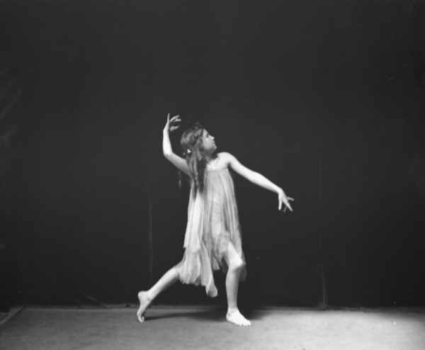 Emerson, Lillian, Miss, between 1914 and 1919. Creator: Arnold Genthe.