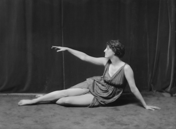 Wilson, Miss, not before 1916. Creator: Arnold Genthe.