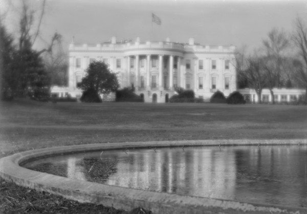 White House, Washington, D.C., 1913 Nov. Creator: Arnold Genthe.