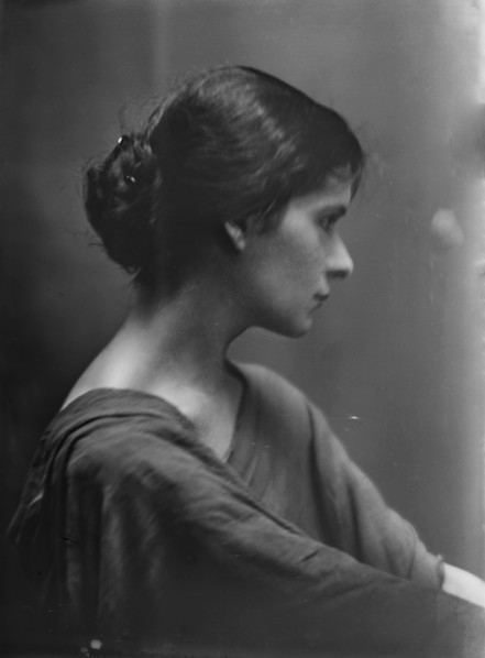 Mrs. P. De Montolin, portrait photograph, 1919 July 23. Creator: Arnold Genthe.