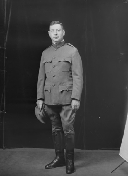 D.L. Neuman, portrait photograph, 1918 Nov. 10. Creator: Arnold Genthe.