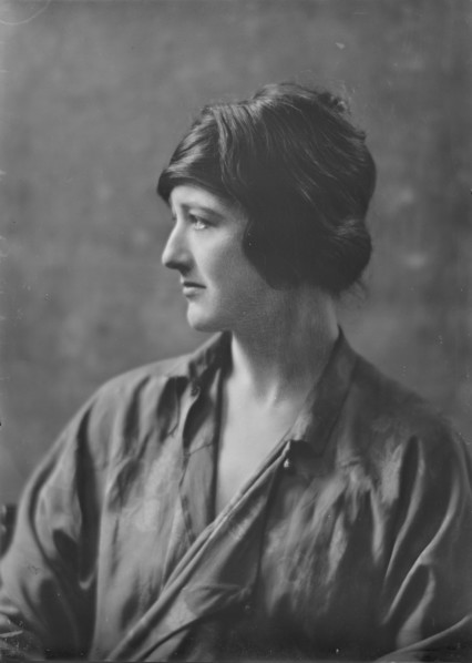 Miss Dianthe Pattison, portrait photograph, 1919 Mar. 26. Creator: Arnold Genthe.