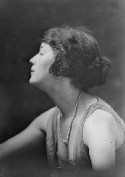 Mrs. Betty Phelps, portrait photograph, 1919 July 21. Creator: Arnold Genthe.
