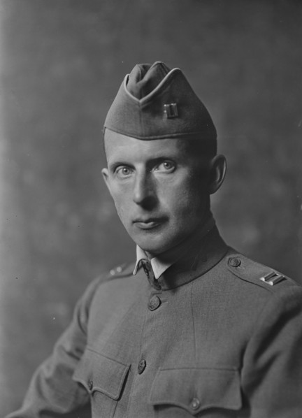 Captain Abram Poole, portrait photograph, 1918 Sept. 2. Creator: Arnold Genthe.