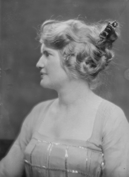 Miss Sally Prescott, portrait photograph, 1919 June 2. Creator: Arnold Genthe.