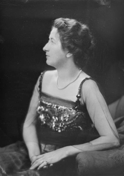 Mrs. J. Rittenhouse, portrait photograph, 1919 Apr. 11. Creator: Arnold Genthe.