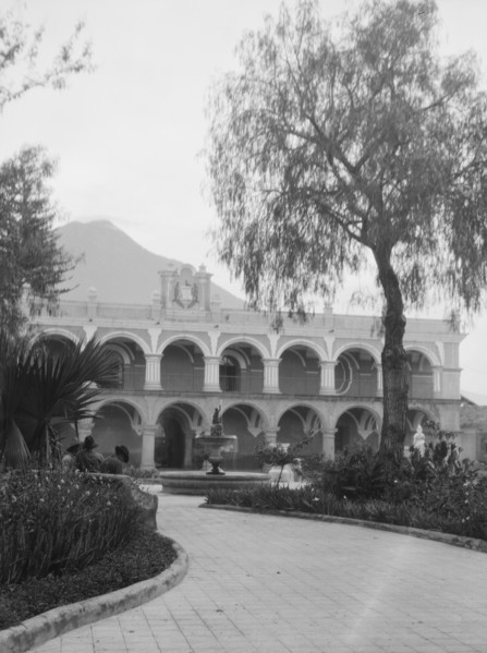 Travel views of Cuba and Guatemala, between 1899 and 1926. Creator: Arnold Genthe.