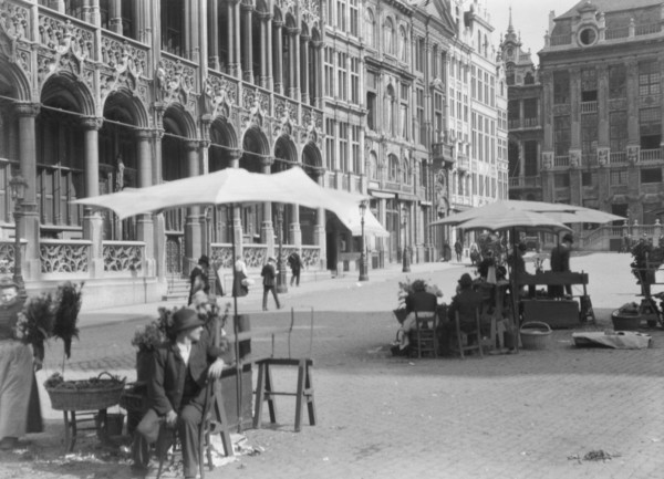 Travel views of Europe, between 1904 and 1938. Creator: Arnold Genthe.