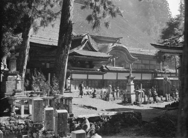 Travel views of Japan and Korea, 1908. Creator: Arnold Genthe.