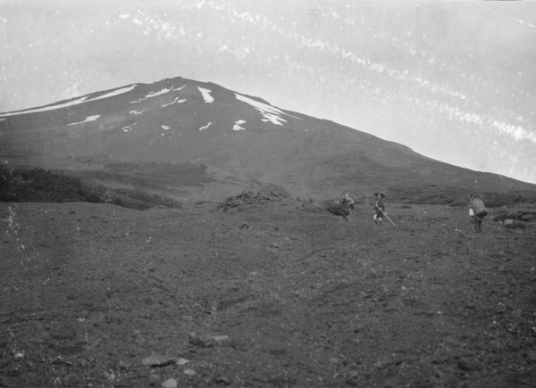 Travel views of Japan and Korea, 1908. Creator: Arnold Genthe.