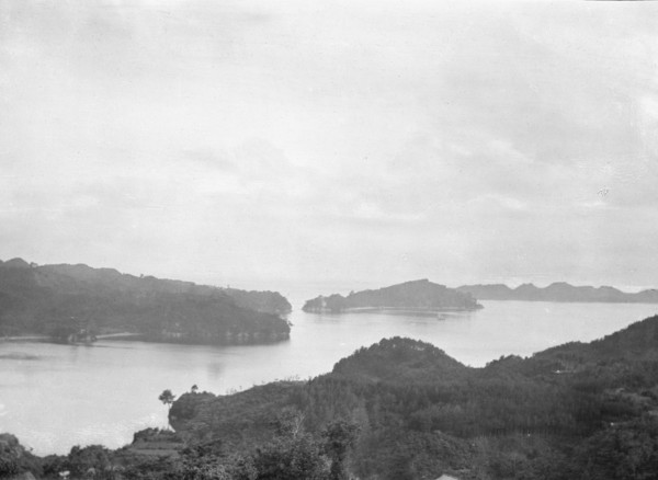 Travel views of Japan and Korea, 1908. Creator: Arnold Genthe.