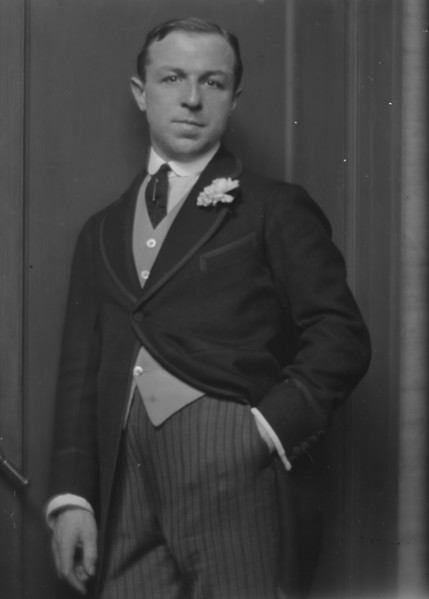 Beaufort, Count de, portrait photograph, 1914 Mar. 24. Creator: Arnold Genthe.